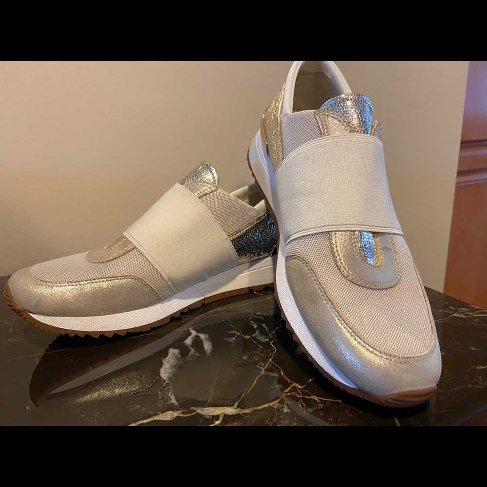 MK Michael Kors Logo Trainers Size 8.5